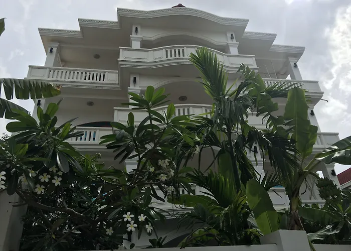 King Boutique Hotel 3*